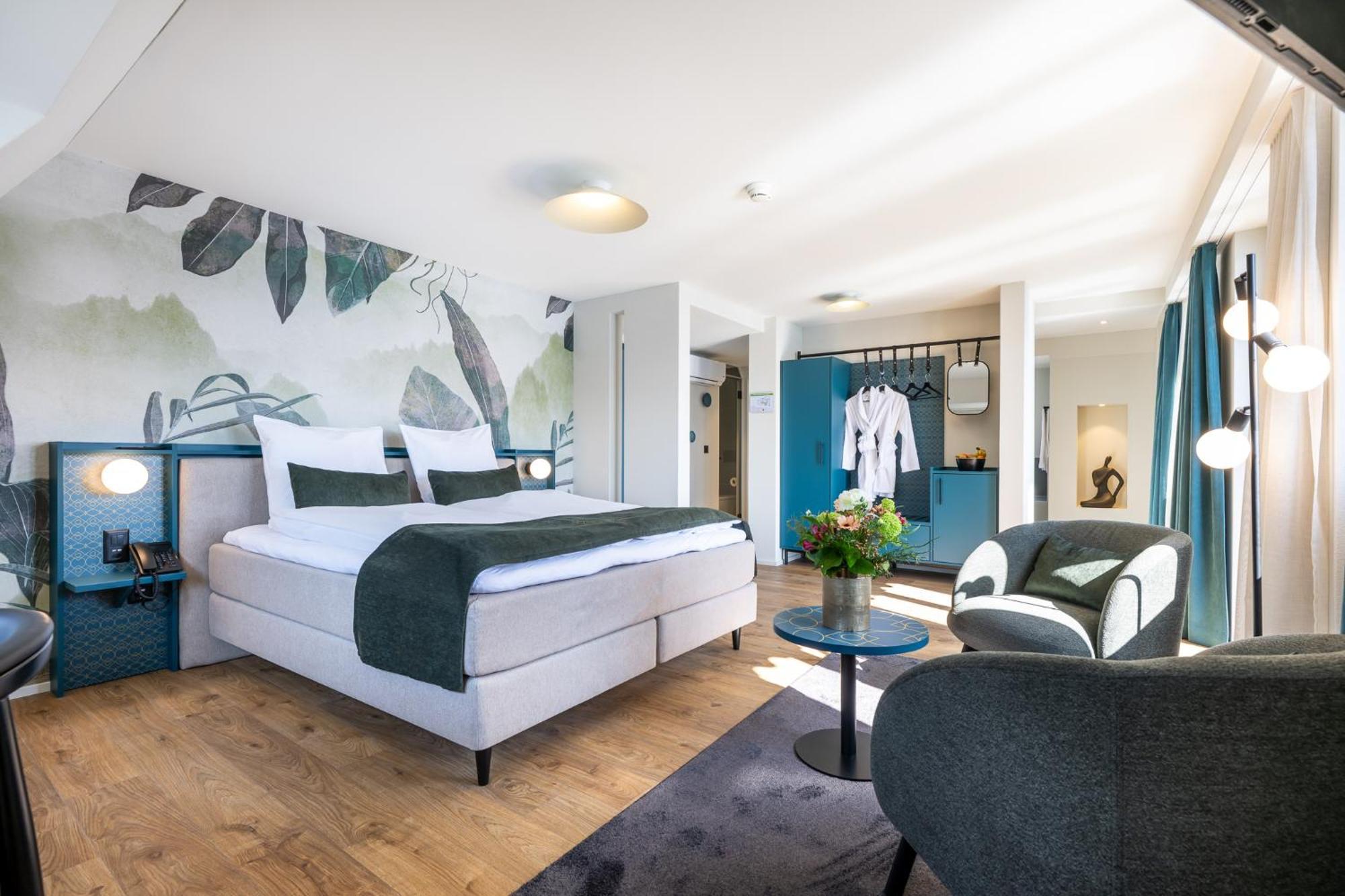 Am Hotel Weggis