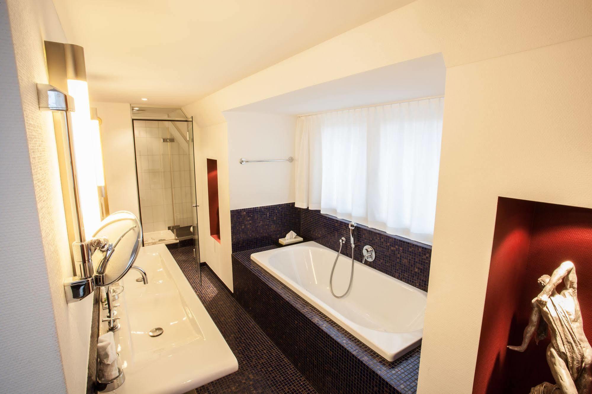 Am Hotel 3*